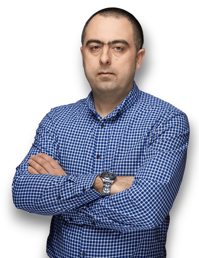 Роман Двикалюк-експерт з бджільництва та розробник нової технології екстракції прополісу.
